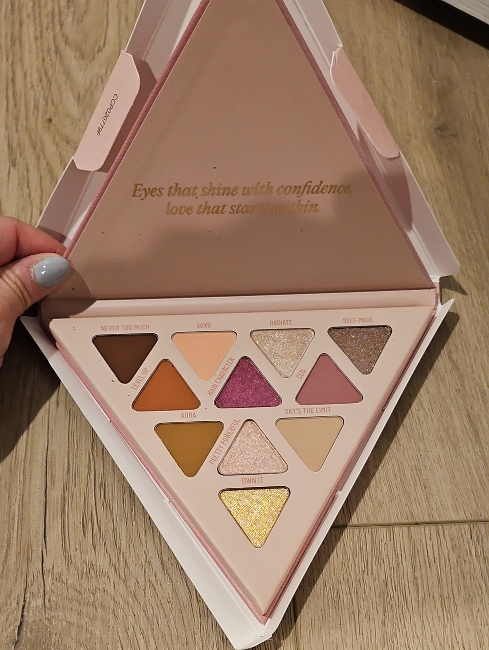 Lys BEAUTY Eyeshadow Palette – Neutral & Pink Shades